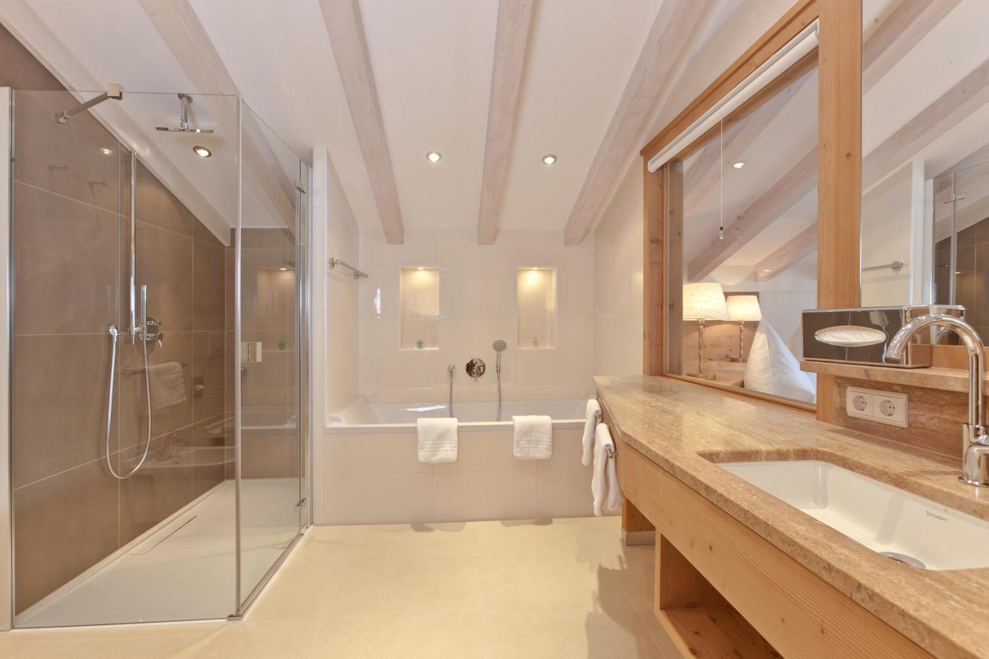 Hotel Plattenhof Lech am Arlberg Room photo