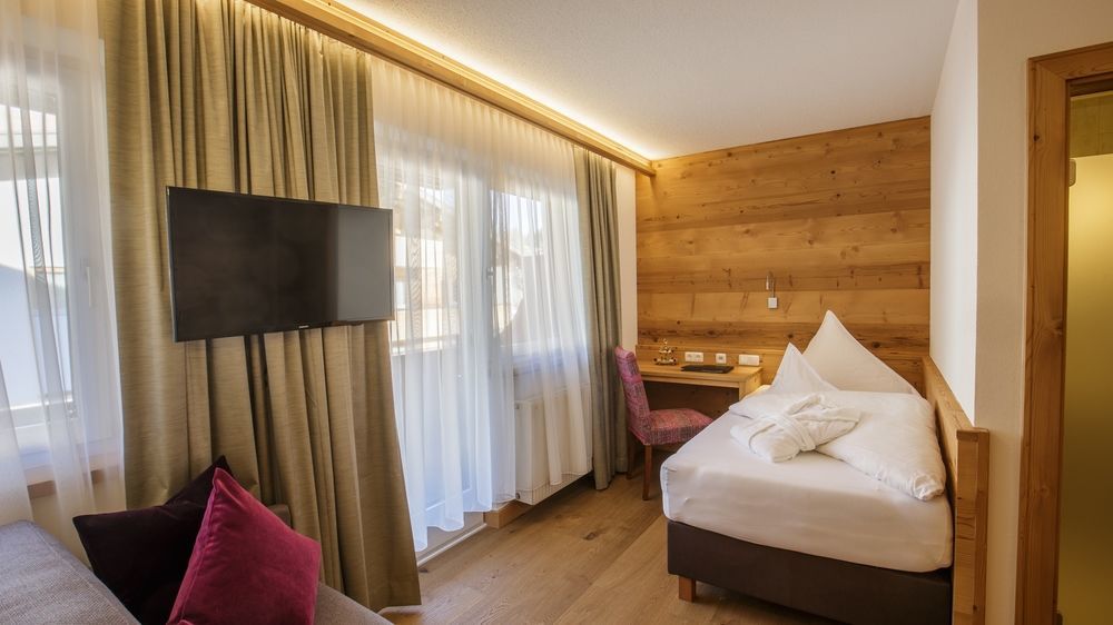 Hotel Plattenhof Lech am Arlberg Exterior photo
