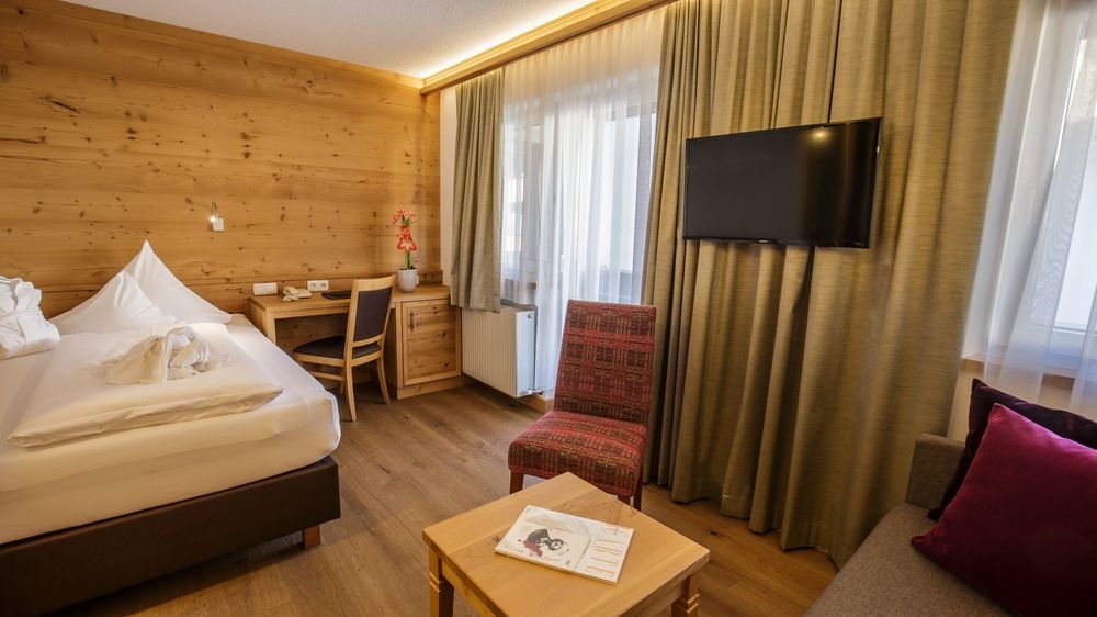 Hotel Plattenhof Lech am Arlberg Exterior photo